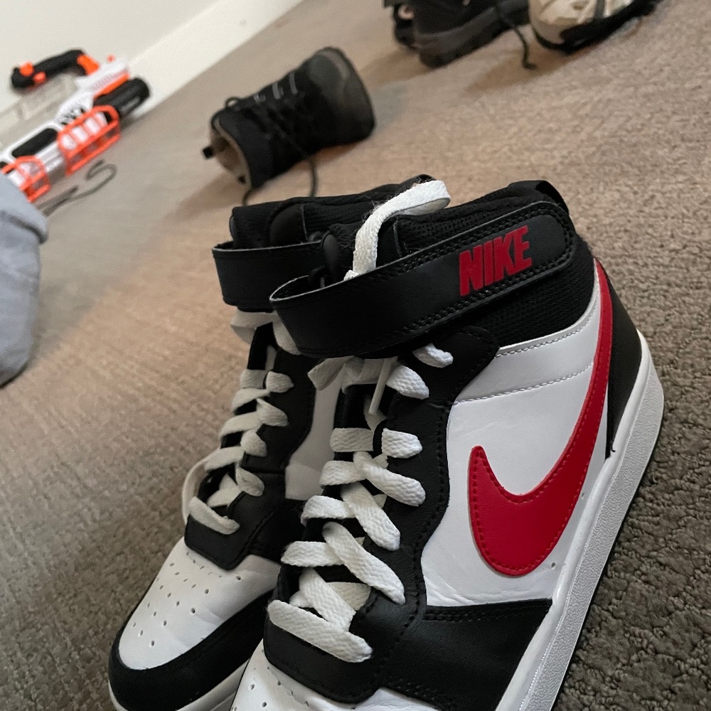 Nike shoes